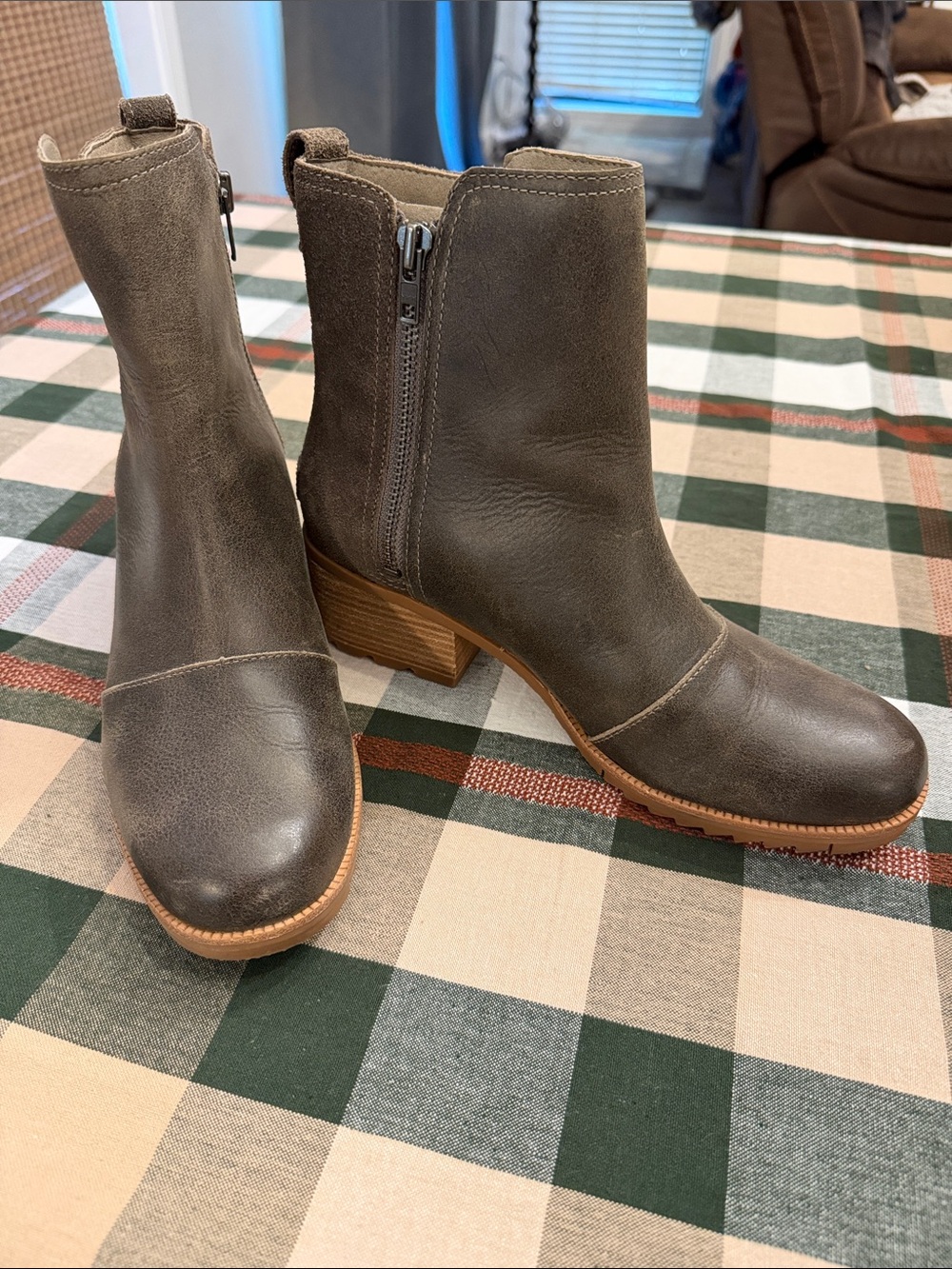 Sorel DarkBrown/Gray Leather Ankle Booties with Wood-Tone Block Heel